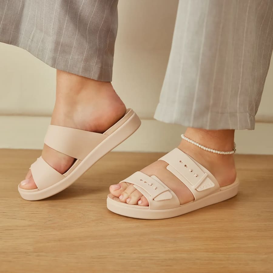 Crocs Brooklyn Buckle Low Low